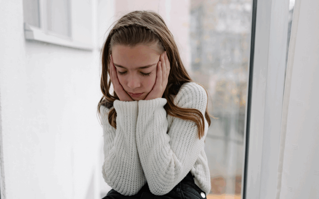 Cuando decir “no pasa nada” sí pasa: el daño de minimizar lo que sienten